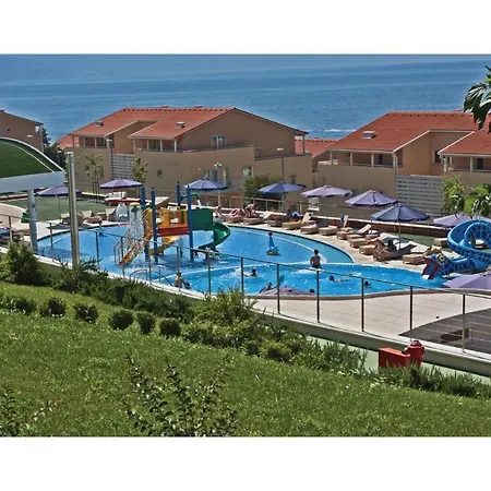 Awesome In With 2 Bedrooms, Wifi And Swimming Pool Apartment *