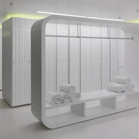 Apartment Awesome In With 2 Bedrooms, Wifi And Swimming Pool *