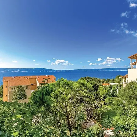 Apartment Awesome In With 2 Bedrooms, Wifi And Swimming Pool Novi Vinodolski